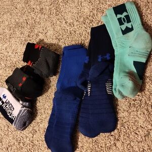 Under Armour socks seven pairs